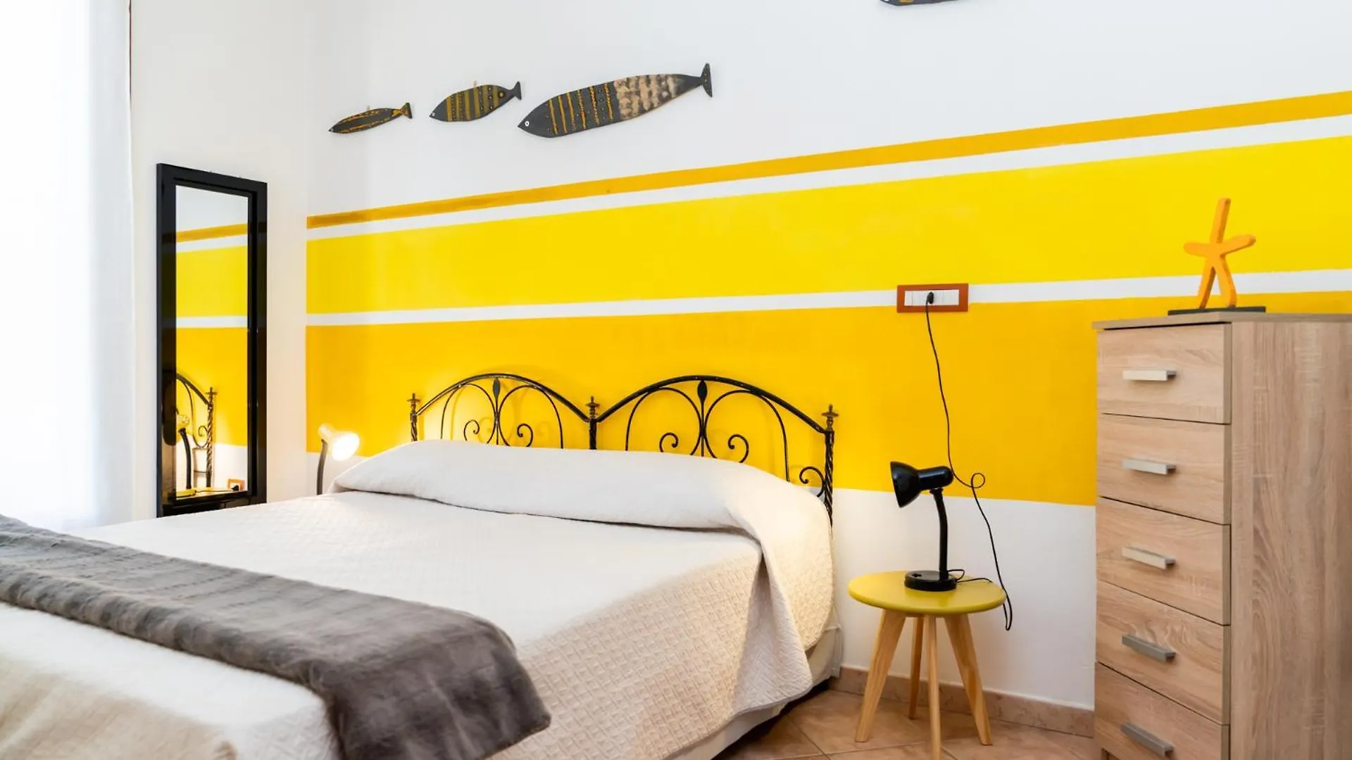 Guest house Nora Guesthouse Rooms And Villas Pula Italy