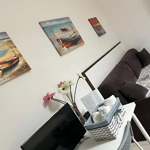  Couette-café Le Comete Di Angelo Italie